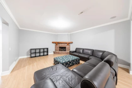 Hot Tub / Spa Photo of 14048 30 Avenue, Surrey, BC