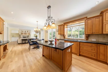 Powder Room Photo of 14048 30 Avenue, Surrey, BC