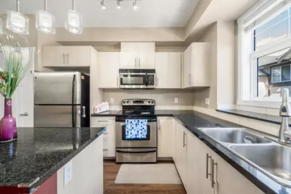81 6123 138 Street, Surrey, BC, Surrey — Townhouse for sale