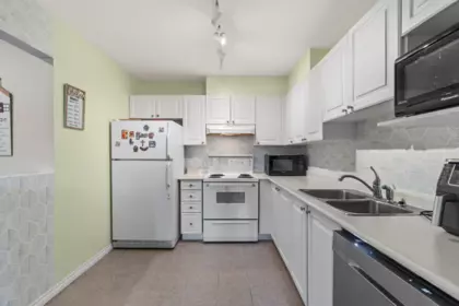 Primary Bedroom Photo of 405 13955 Laurel Drive, Surrey, BC