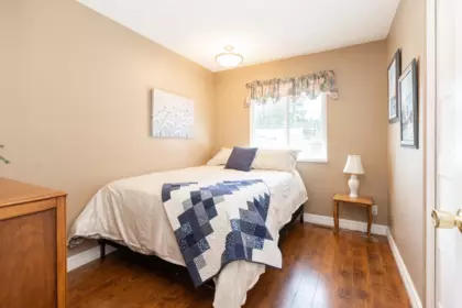 Guest Bathroom Photo of 20249 44 Avenue, Langley, BC