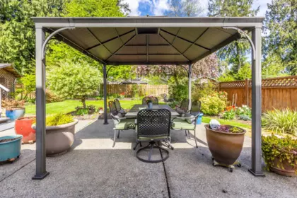 Swimming Pool Photo of 20249 44 Avenue, Langley, BC