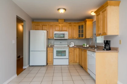 Kitchen Island Photo of 11310 Harrison Street, Maple Ridge, BC