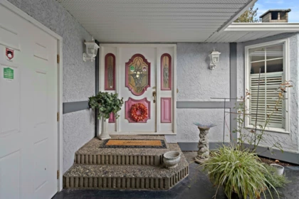 Hallway Photo of 62525 Airport Road, Hope, BC
