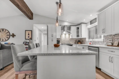Kitchen Island Photo of 22928 117 Avenue, Maple Ridge, BC
