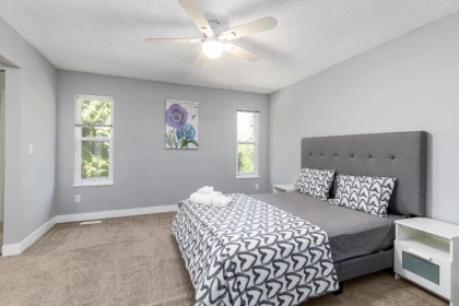 Basement Recreation Room Photo of 9435 149a Street, Surrey, BC