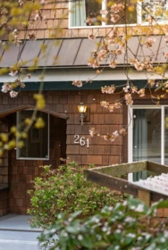 261 E 4th Street, North Vancouver, BC, North Vancouver — Single Family Residence for sale