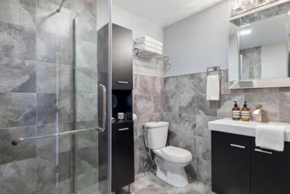 Mudroom Photo of 261 E 4th Street, North Vancouver, BC