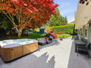 Backyard Photo of 2708 Byron Road, North Vancouver, BC