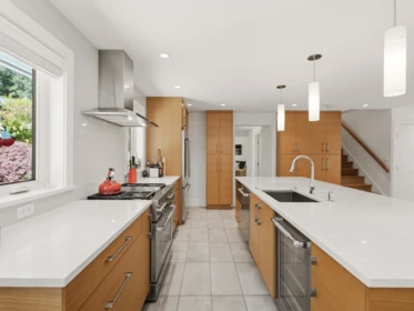 Kitchen Photo of 2708 Byron Road, North Vancouver, BC