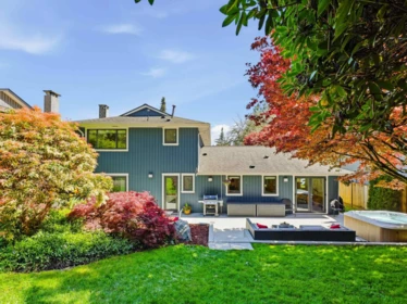 Swimming Pool Photo of 2708 Byron Road, North Vancouver, BC