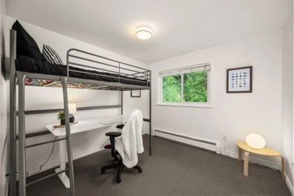 Basement Recreation Room Photo of 20533 Telegraph Trail, Langley, BC