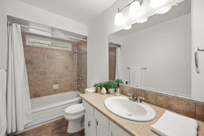 Laundry Room Photo of 20533 Telegraph Trail, Langley, BC