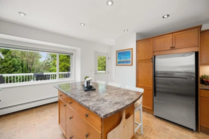 Primary Bedroom Photo of 20533 Telegraph Trail, Langley, BC