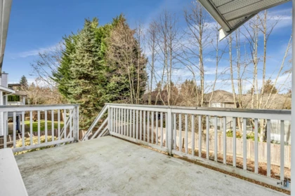 Basement Recreation Room Photo of 15285 28 Avenue, Surrey, BC