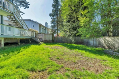 Community Amenities Photo (Clubhouse) of 15285 28 Avenue, Surrey, BC