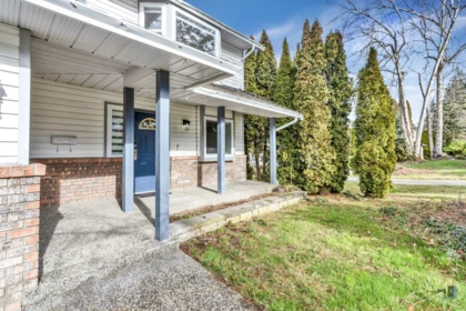 15285 28 Avenue, Surrey, BC, Surrey — Single Family Residence for sale