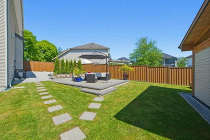 Hot Tub / Spa Photo of 10304 164a Street, Surrey, BC