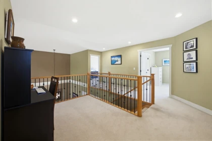 Mudroom Photo of 10304 164a Street, Surrey, BC