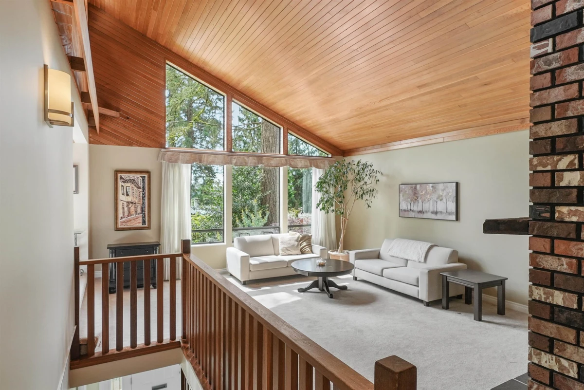 Dining Area Photo of 2375 Haversley Avenue, Coquitlam, BC