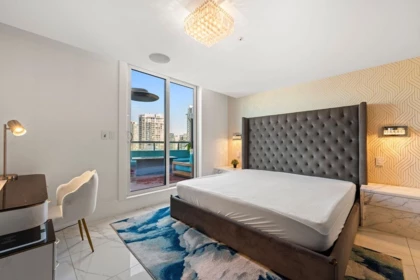 Hot Tub / Spa Photo of 19A 199 Drake Street, Vancouver, BC
