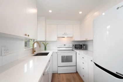 Powder Room Photo of 208 2211 Wall Street, Vancouver, BC