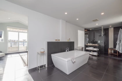 Aerial View of 7 15161 Prospect Avenue, White Rock, BC