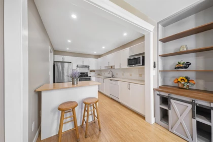Breakfast Nook Photo of 302 19121 Ford Road, Pitt Meadows, BC