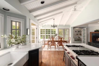 Breakfast Nook Photo of 5976 Alma Street, Vancouver, BC