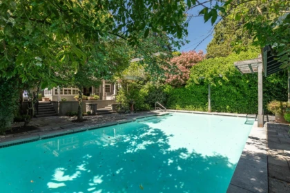 Hot Tub / Spa Photo of 5976 Alma Street, Vancouver, BC