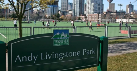 Neighborhood Park Photo Near 306 183 Keefer Place, Vancouver, BC