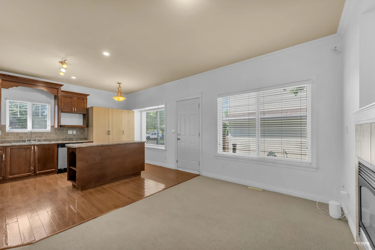 Family Room Photo of 6803 192 Street, Surrey, BC