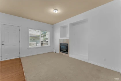 Kitchen Island Photo of 6803 192 Street, Surrey, BC