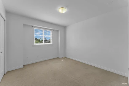 Laundry Room Photo of 6803 192 Street, Surrey, BC