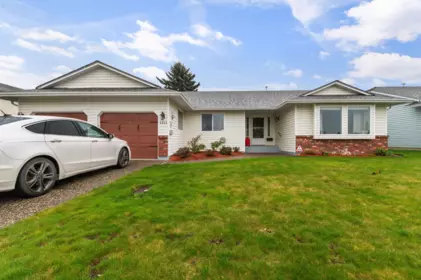 6944 Coach Lamp Drive, Chilliwack, BC, Chilliwack — Single Family Residence for sale