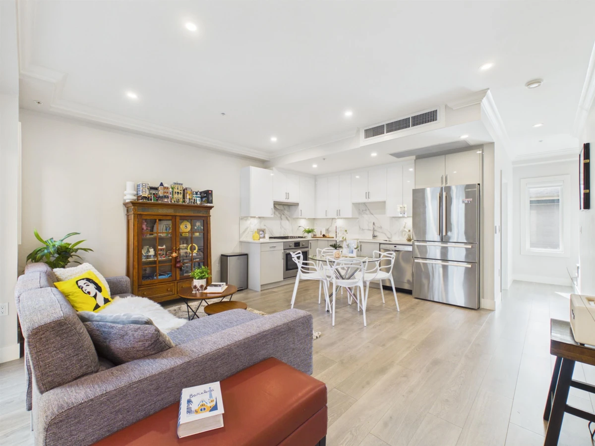 Family Room Photo of 23 7565 Oak Street, Vancouver, BC
