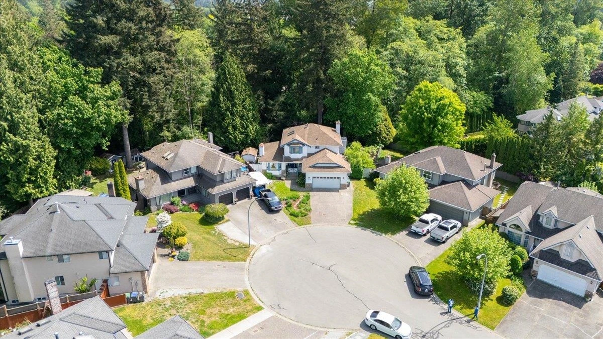 Family Room Photo of 14336 86 Avenue, Surrey, BC