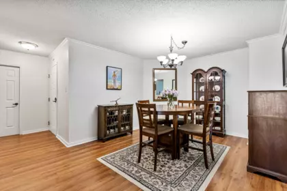 204 1458 Blackwood Street, White Rock, BC, White Rock — Apartment/Condo for sale