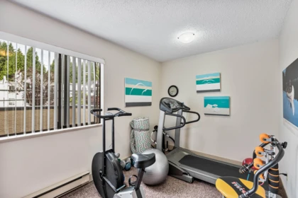 Hallway Photo of 204 1458 Blackwood Street, White Rock, BC