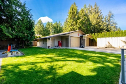 Front Yard Photo of 11904 36 Avenue, Langley, BC