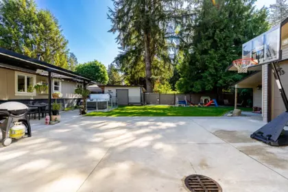 Swimming Pool Photo of 19904 36 Avenue, Langley, BC