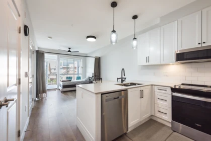 Kitchen Island Photo of 208 6045 Chilliwack River Road, Chilliwack, BC