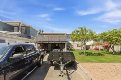 Hot Tub / Spa Photo of 1108 Cliff Avenue, Burnaby, BC