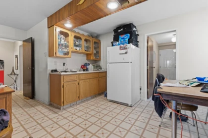 Laundry Room Photo of 1108 Cliff Avenue, Burnaby, BC