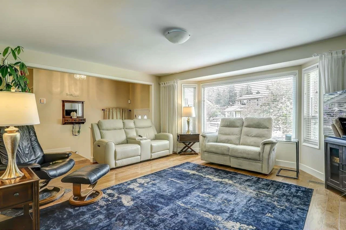 Family Room Photo of 19719 116b Avenue, Pitt Meadows, BC