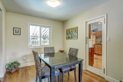 Kitchen Island Photo of 19719 116b Avenue, Pitt Meadows, BC