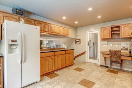Walk-In Closet Photo of 19719 116b Avenue, Pitt Meadows, BC