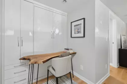 Guest Bathroom Photo of 428 Helmcken Street, Vancouver, BC