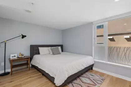 Office / Den Photo of 428 Helmcken Street, Vancouver, BC