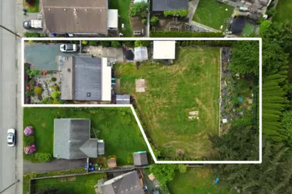 45573 Wellington Avenue, Chilliwack, BC, Chilliwack — Single Family Residence for sale